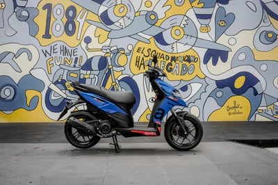 Aprilia SR 160 | Scooter deportiva 160 cc con ADN Aprilia
