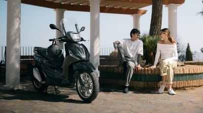 Piaggio Beverly 400 | Scooter premium 400 cc para ciudad y carretera